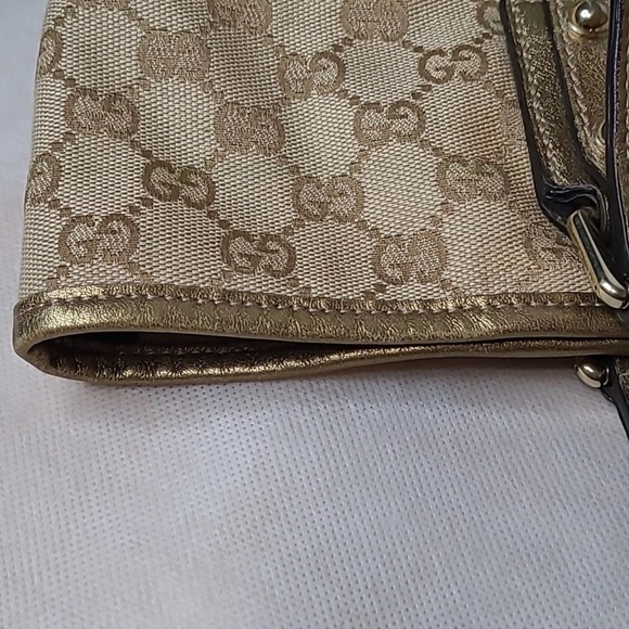 AUTHENTIC GUCCI mini tote! ๐
Great used condition. - Picture 12 of 15